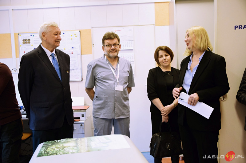 Uroczyste oddanie videogastroskopu w jasielskim szpitalu