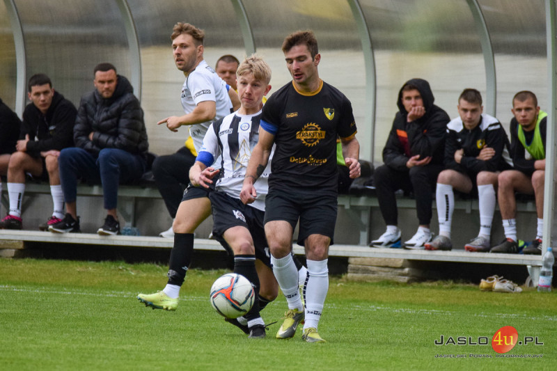 JKS Czarni 1910 Jasło - LKS Przełom Besko 5:0