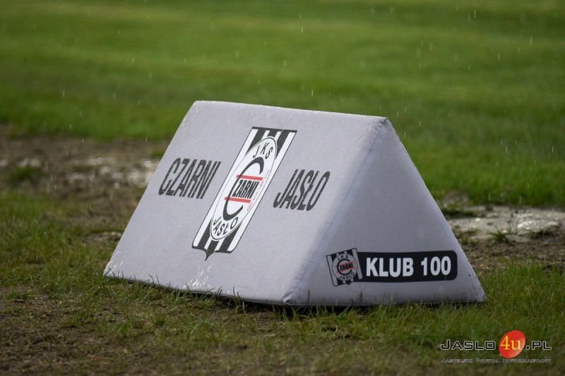 JKS Czarni 1910 Jasło - LKS Przełom Besko 5:0