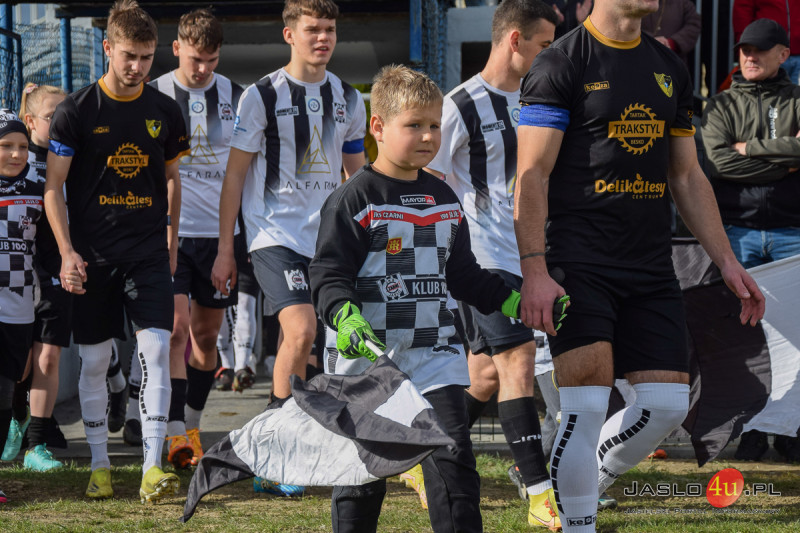 JKS Czarni 1910 Jasło - LKS Przełom Besko 5:0