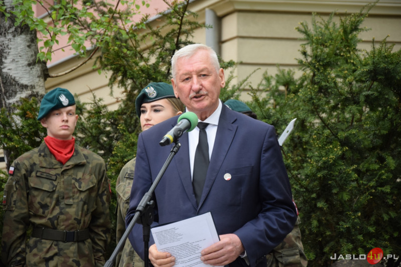 Oddano hołd ofiarom zbrodni katyńskiej i katastrofy smoleńskiej