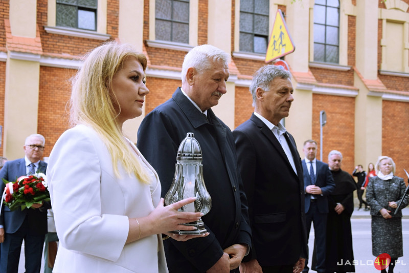Oddano hołd ofiarom zbrodni katyńskiej i katastrofy smoleńskiej