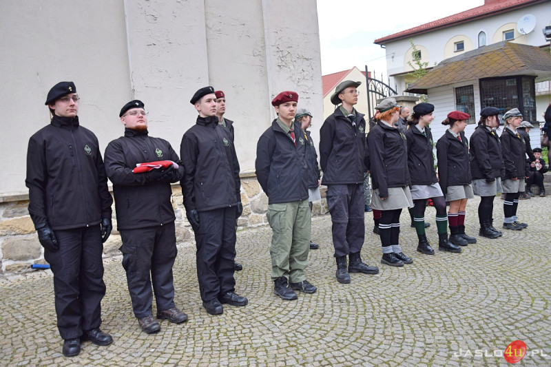 Uroczystość nadania sztandaru Miasta Jasła