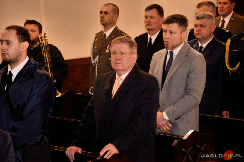Uroczystość nadania sztandaru Miasta Jasła