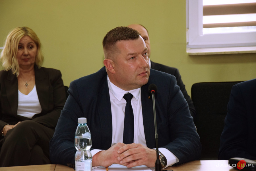I Sesja Rady Powiatu w Jaśle VII kadencji