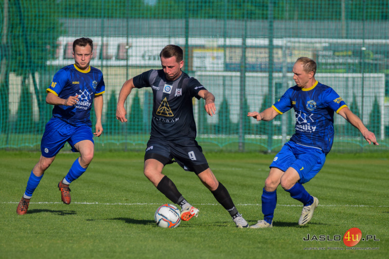 Mecz JKS Czarni 1910 Jasło - Ostoja Kołaczyce (3:0)