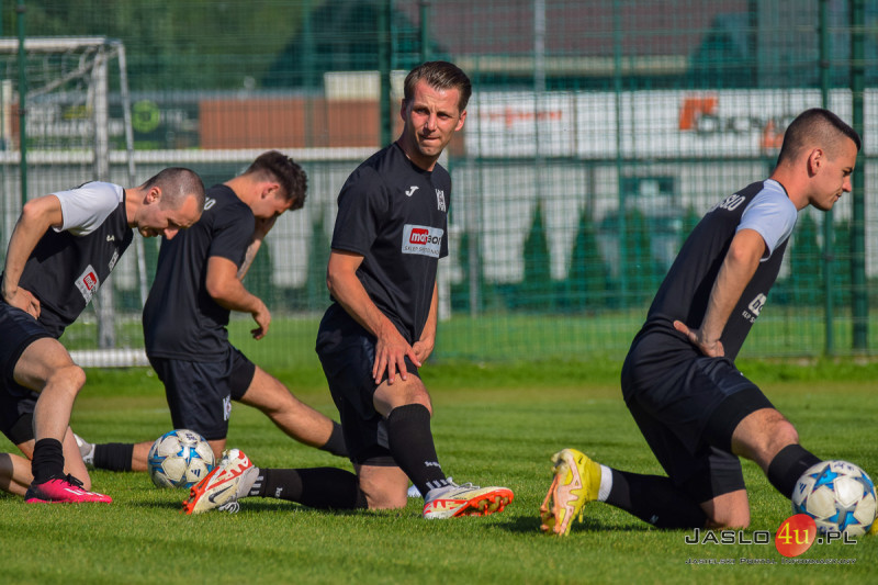 Mecz JKS Czarni 1910 Jasło - Ostoja Kołaczyce (3:0)