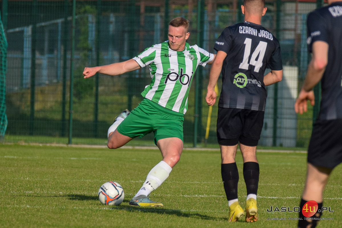 Mecz JKS Czarni 1910 Jasło - Przełęcz Dukla (3:0)
