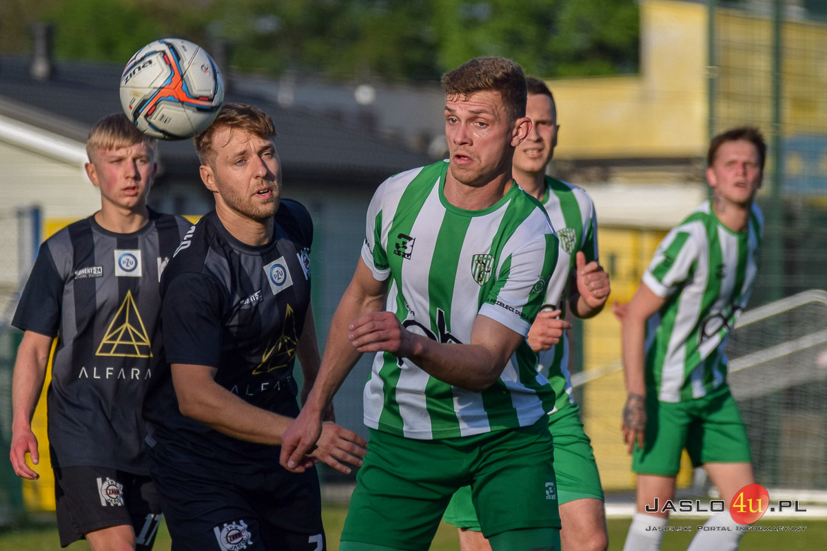 Mecz JKS Czarni 1910 Jasło - Przełęcz Dukla (3:0)