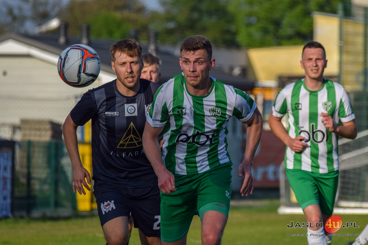 Mecz JKS Czarni 1910 Jasło - Przełęcz Dukla (3:0)