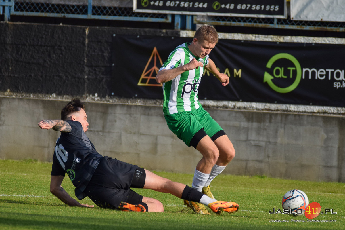 Mecz JKS Czarni 1910 Jasło - Przełęcz Dukla (3:0)