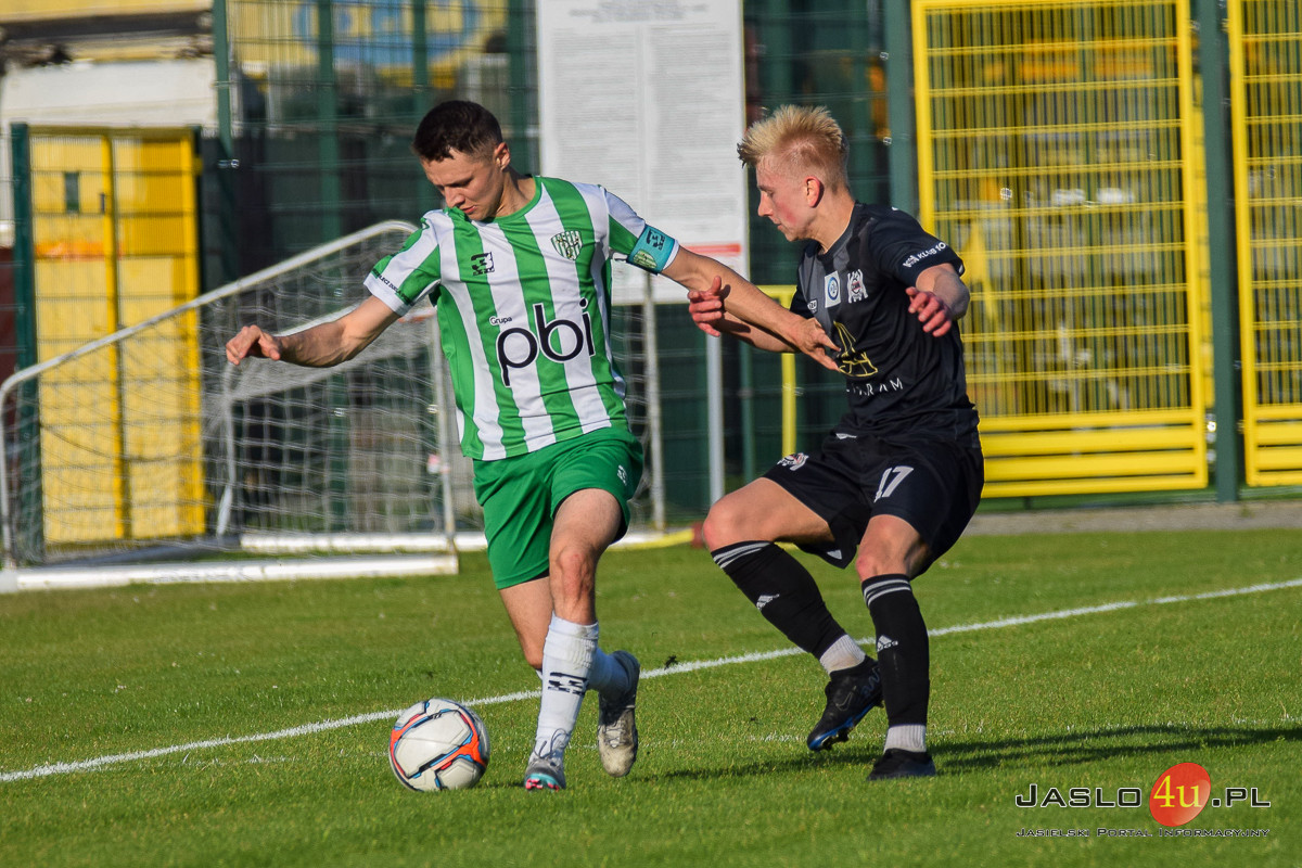 Mecz JKS Czarni 1910 Jasło - Przełęcz Dukla (3:0)