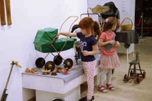 Wystawa zabawek w Muzeum Regionalnym w Jaśle