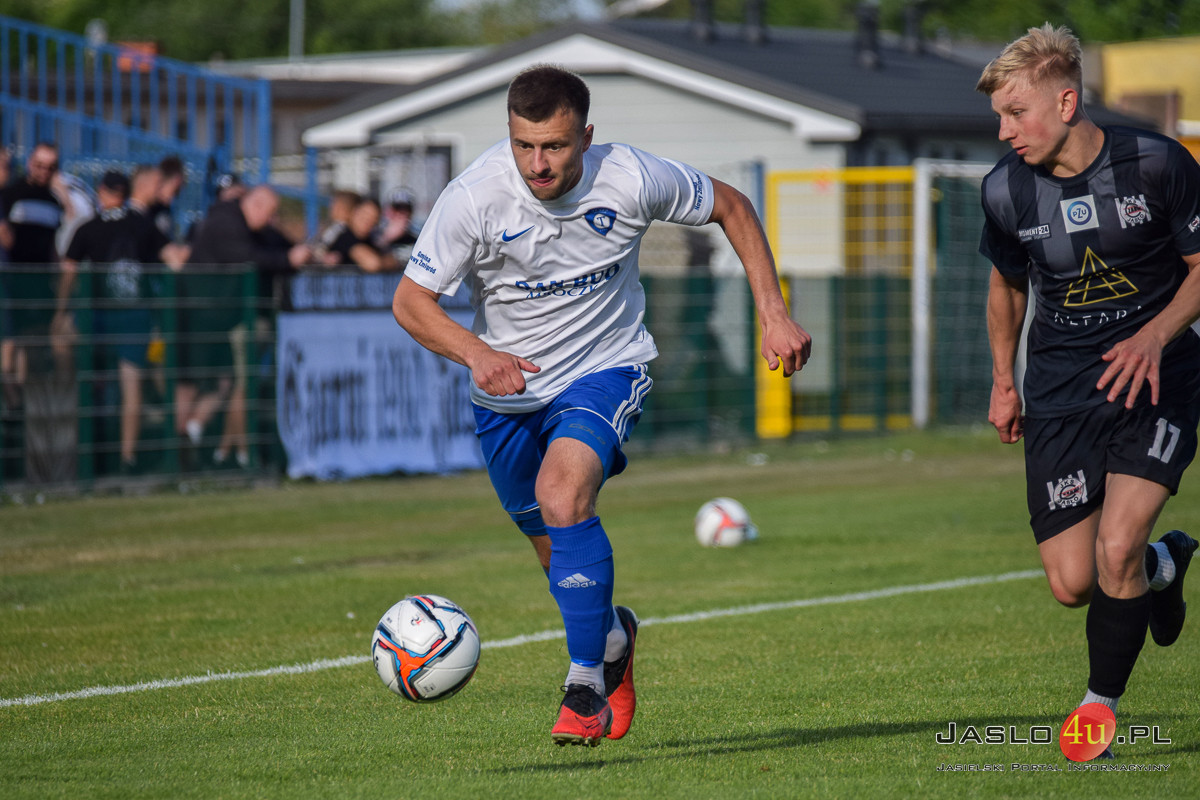 JKS Czarni 1910 Jasło - Tempo Nienaszów 2:1