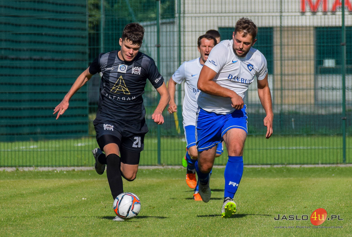 JKS Czarni 1910 Jasło - Tempo Nienaszów 2:1