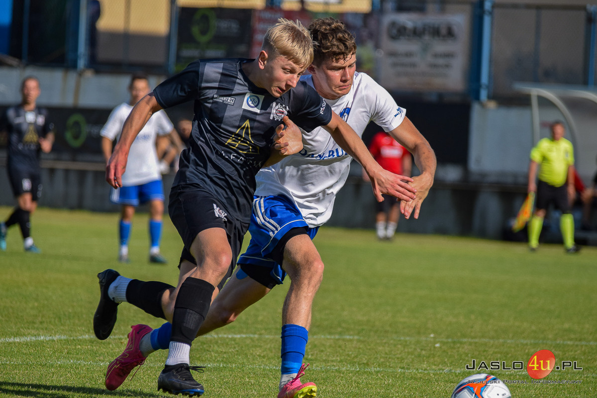 JKS Czarni 1910 Jasło - Tempo Nienaszów 2:1