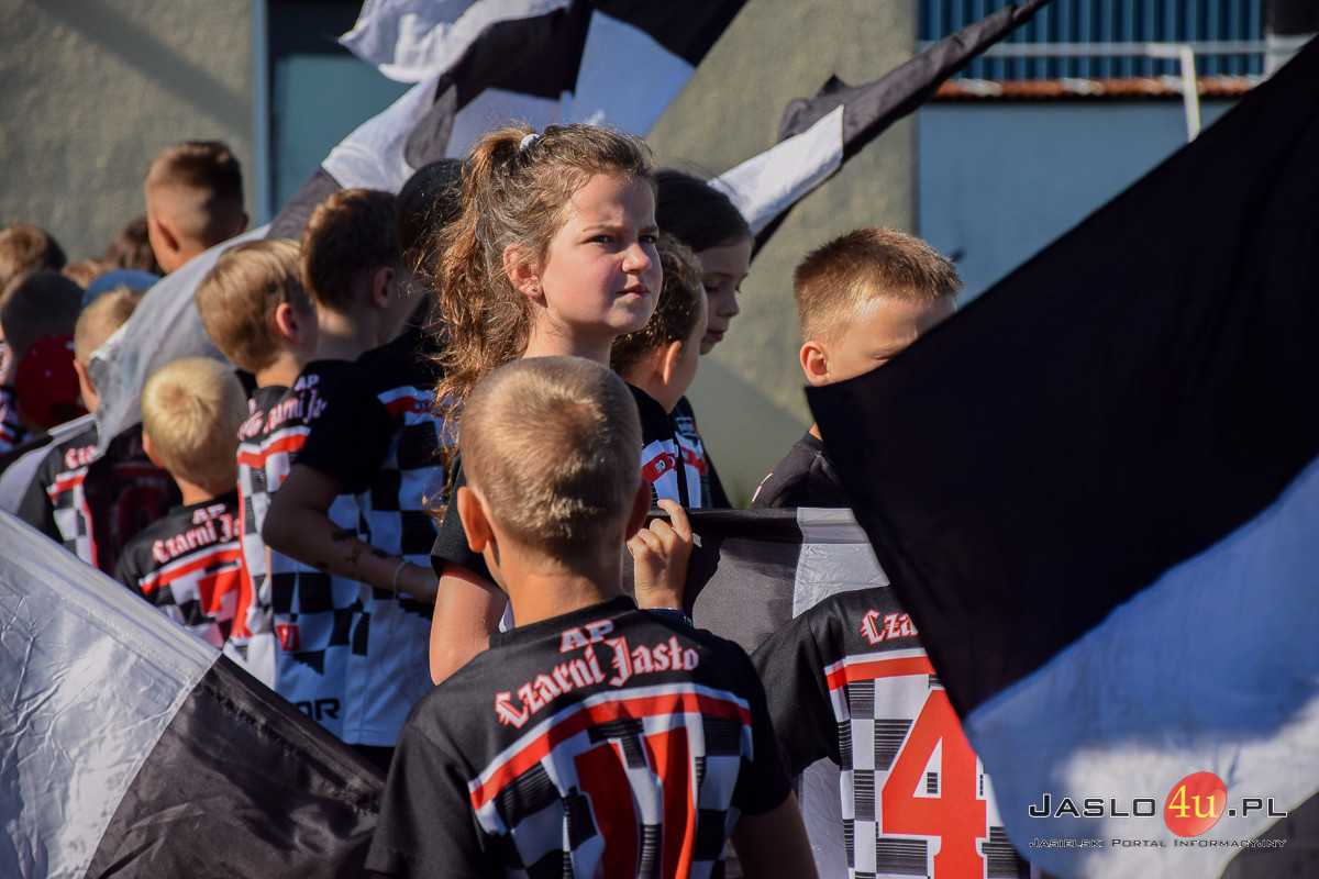 Mecz JKS Czarni 1910 Jasło - LKS Czeluśnica (3:2)
