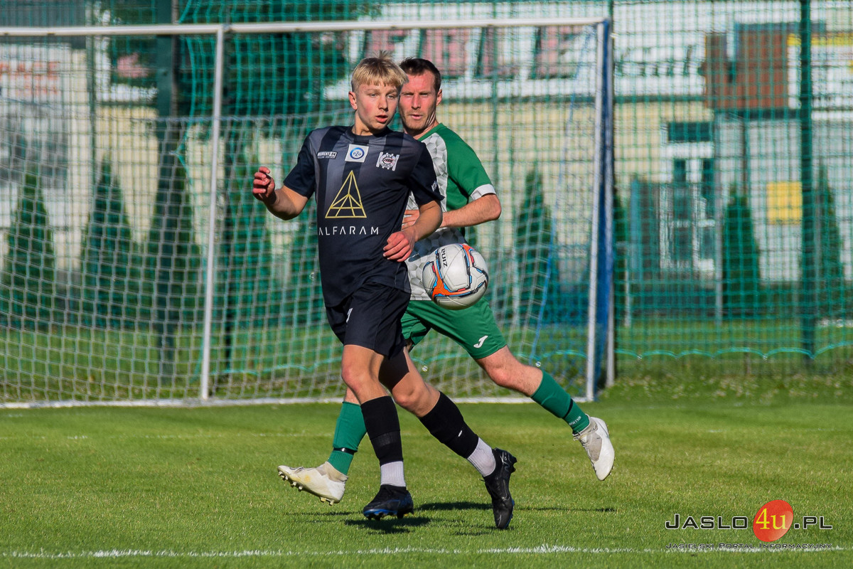Mecz JKS Czarni 1910 Jasło - LKS Czeluśnica (3:2)