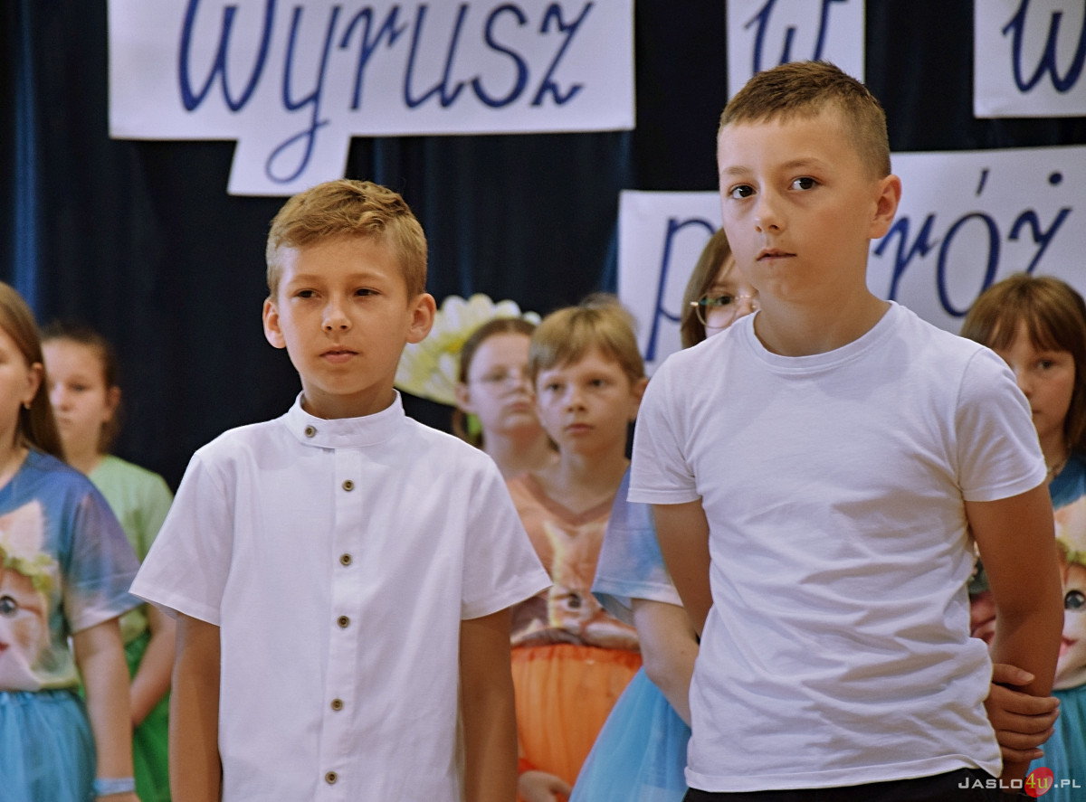 Uroczysty apel z okazji zakończenia roku szkolnego w SP nr 4 w Jaśle