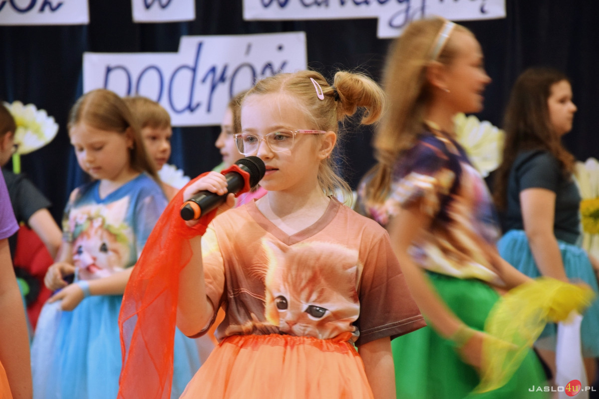 Uroczysty apel z okazji zakończenia roku szkolnego w SP nr 4 w Jaśle