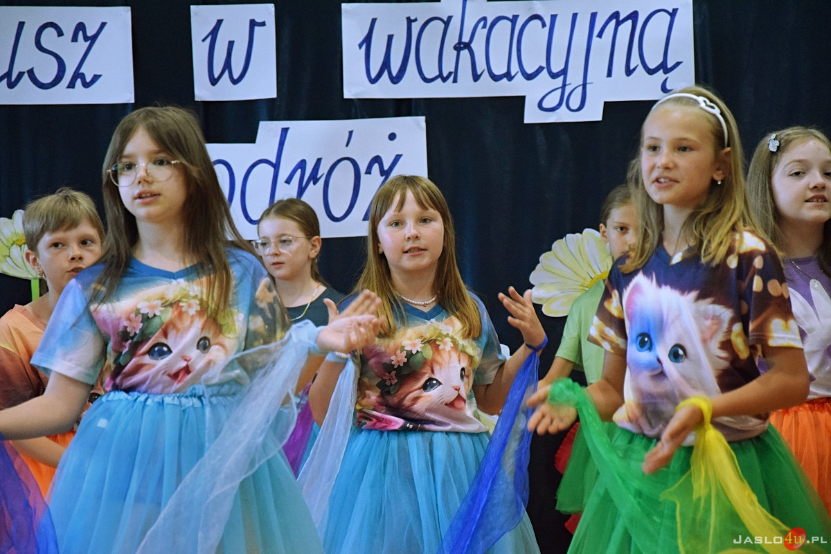 Uroczysty apel z okazji zakończenia roku szkolnego w SP nr 4 w Jaśle