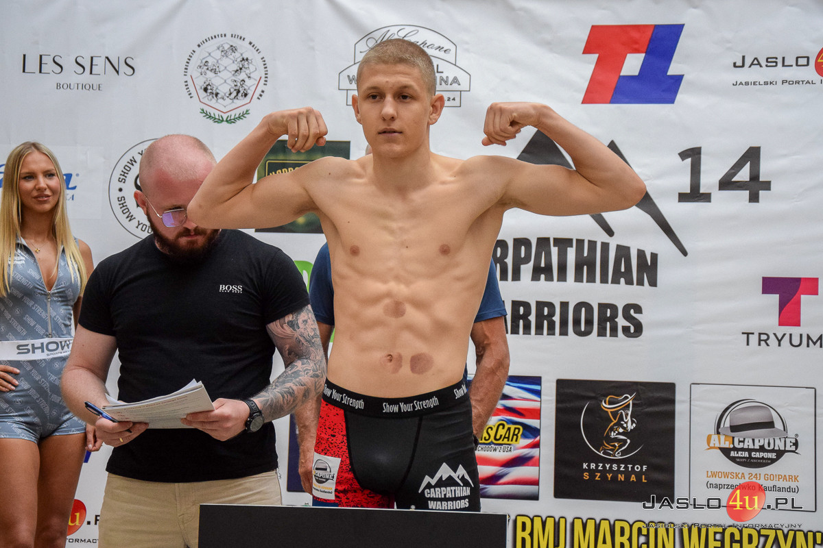 Ważenie oficjalne przed Galą MMA „Carpathian Warriors” w Jaśle