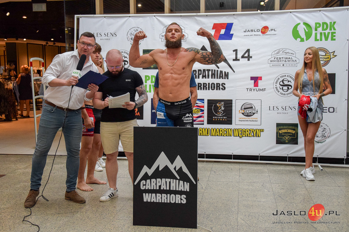 Ważenie oficjalne przed Galą MMA „Carpathian Warriors” w Jaśle