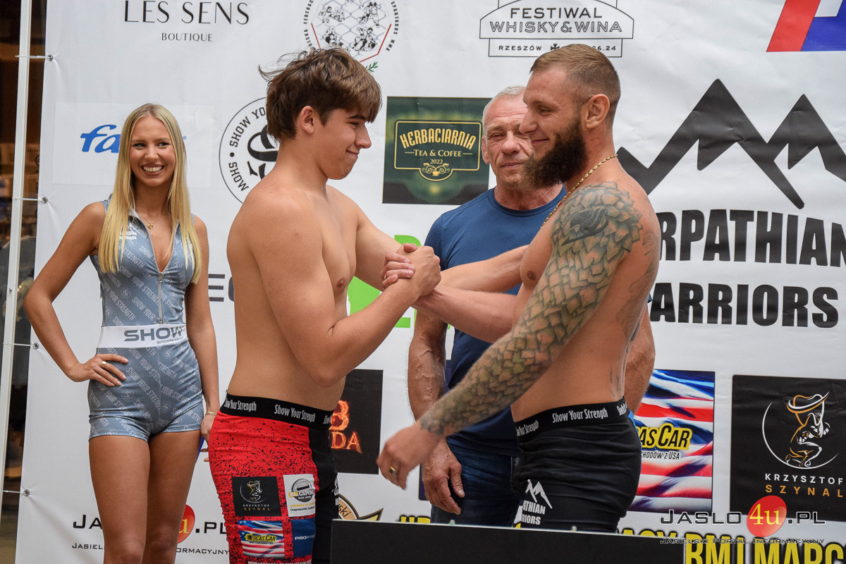 Ważenie oficjalne przed Galą MMA „Carpathian Warriors” w Jaśle