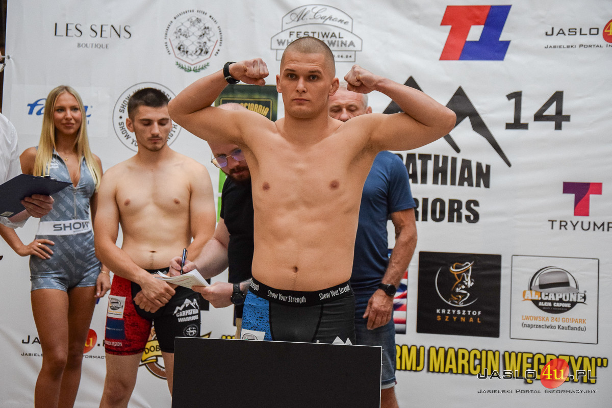 Ważenie oficjalne przed Galą MMA „Carpathian Warriors” w Jaśle