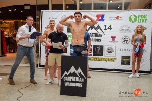 Ważenie oficjalne przed Galą MMA „Carpathian Warriors” w Jaśle