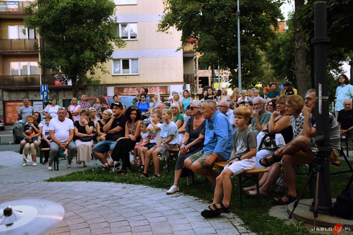 Koncert przy ławeczce Jerzego "Dudusia" Matuszkiewicza