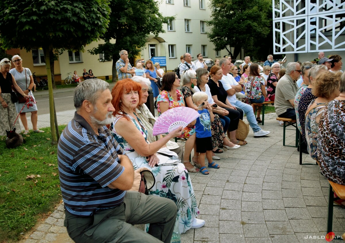 Koncert przy ławeczce Jerzego "Dudusia" Matuszkiewicza