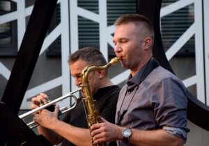 Koncert przy ławeczce Jerzego "Dudusia" Matuszkiewicza