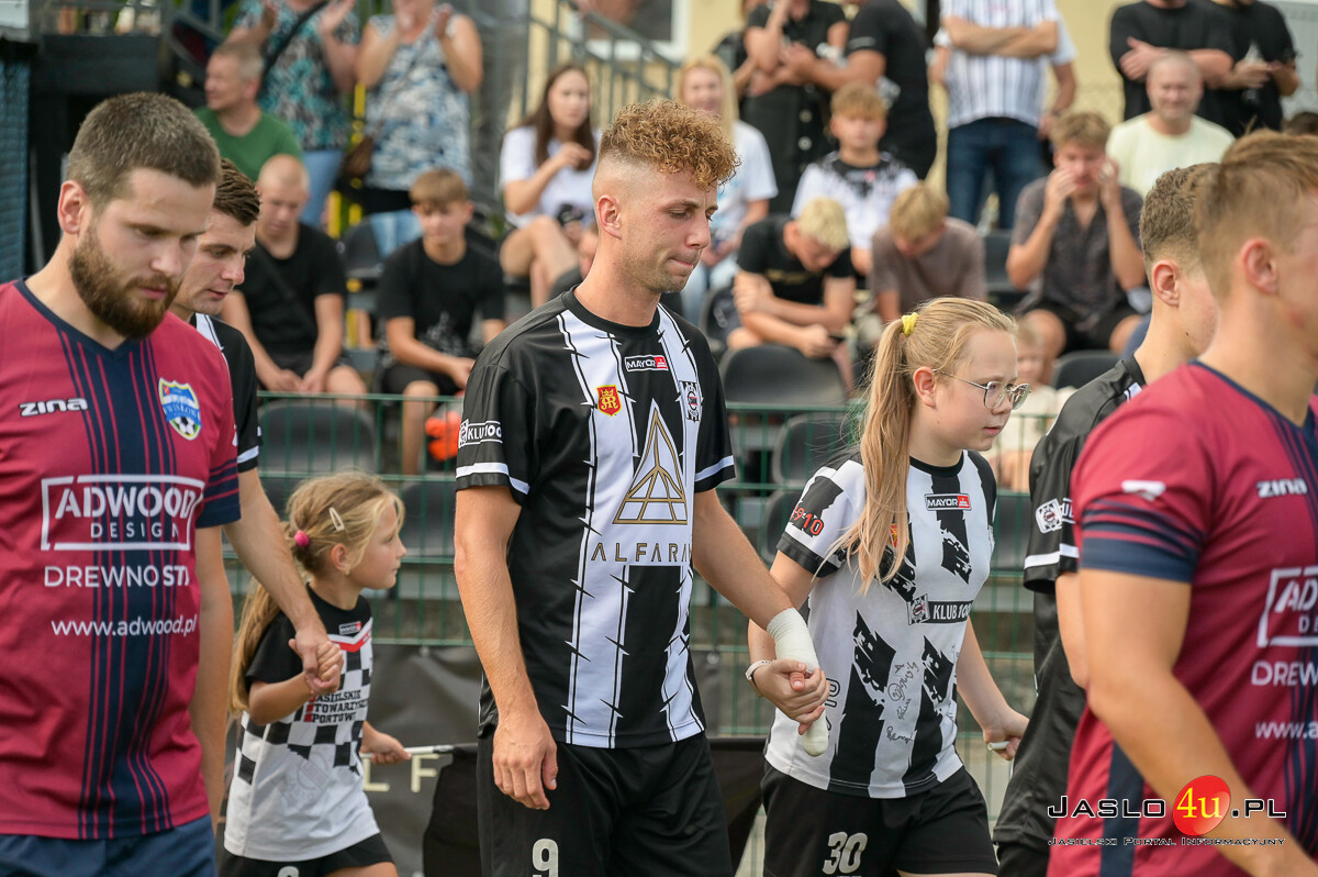 Mecz JKS Czarni 1910 Jasło - LKS Wisłok Wiśniowa (0:1)