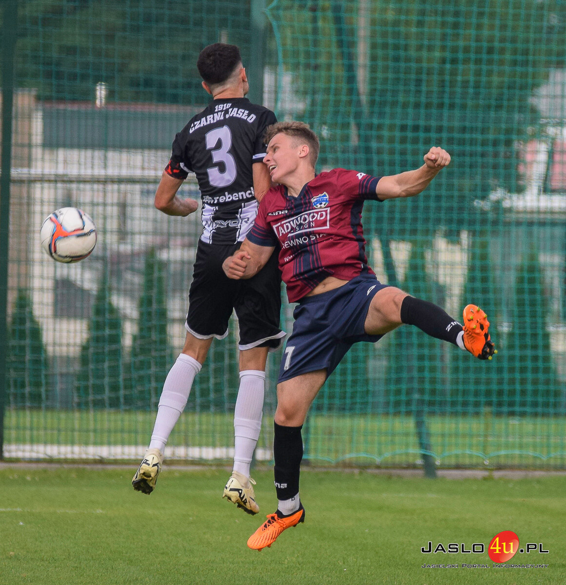 Mecz JKS Czarni 1910 Jasło - LKS Wisłok Wiśniowa (0:1)