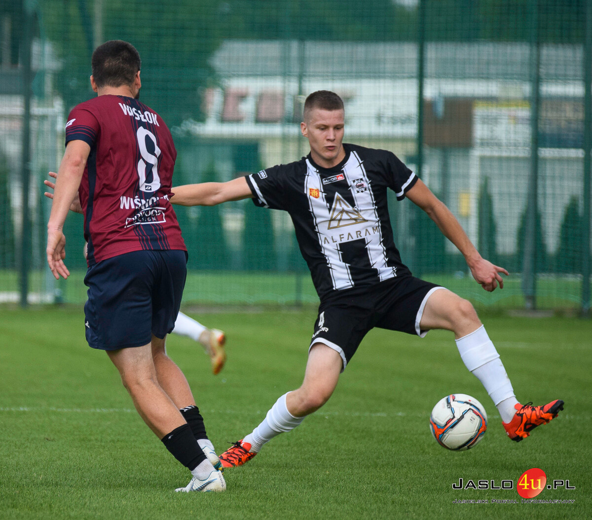 Mecz JKS Czarni 1910 Jasło - LKS Wisłok Wiśniowa (0:1)