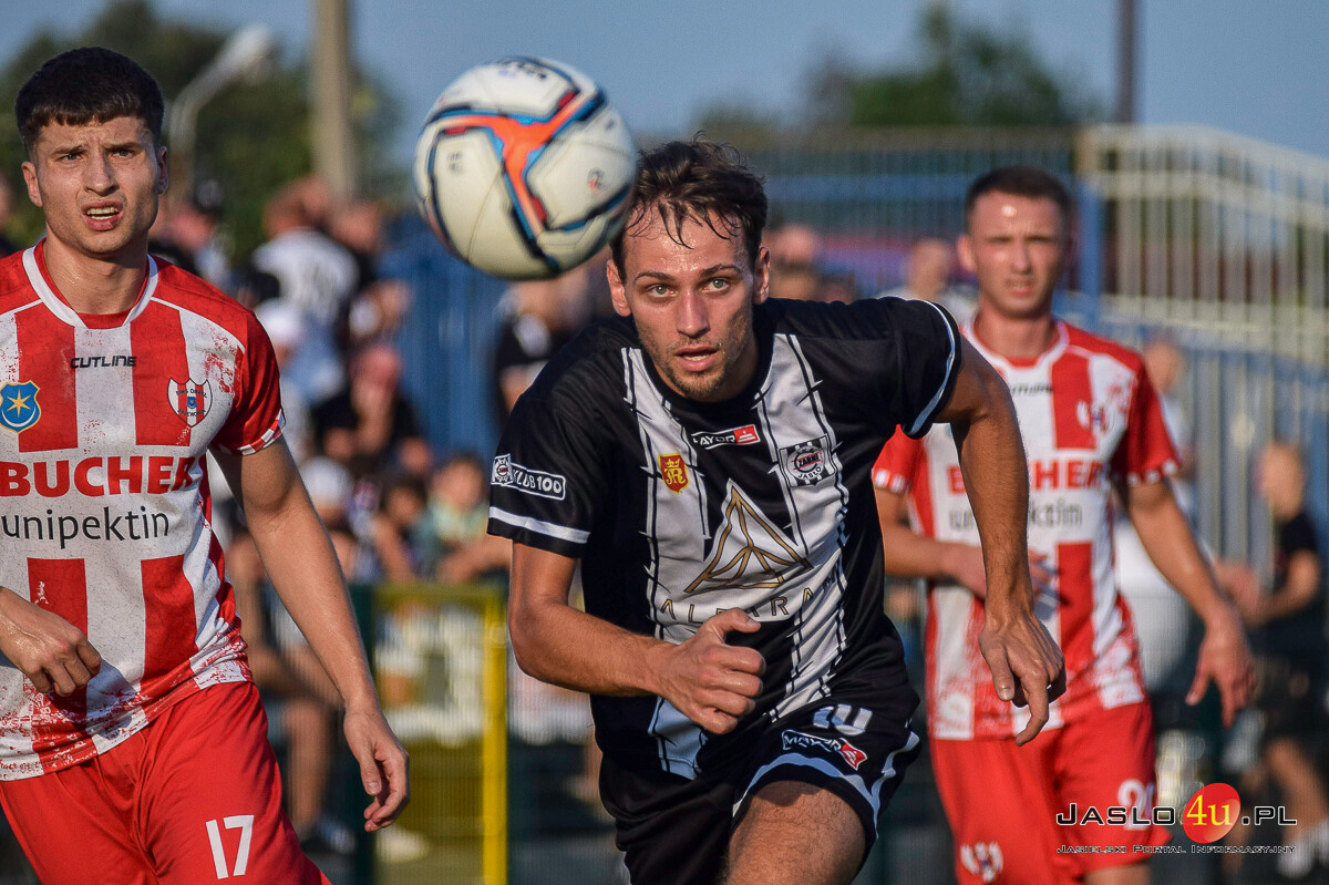 Mecz JKS Czarni 1910 Jasło - Orzeł Przeworsk (1:0)