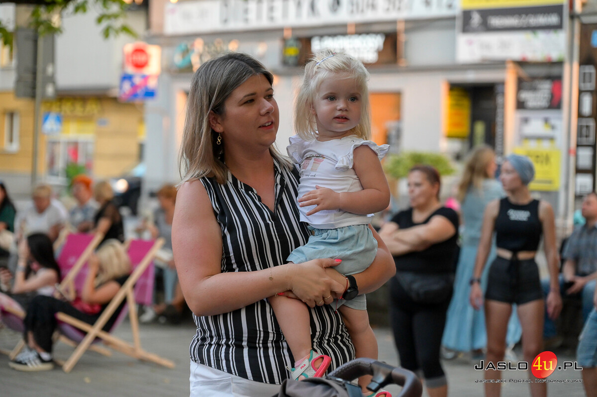 Potańcówka na jasielskim rynku
