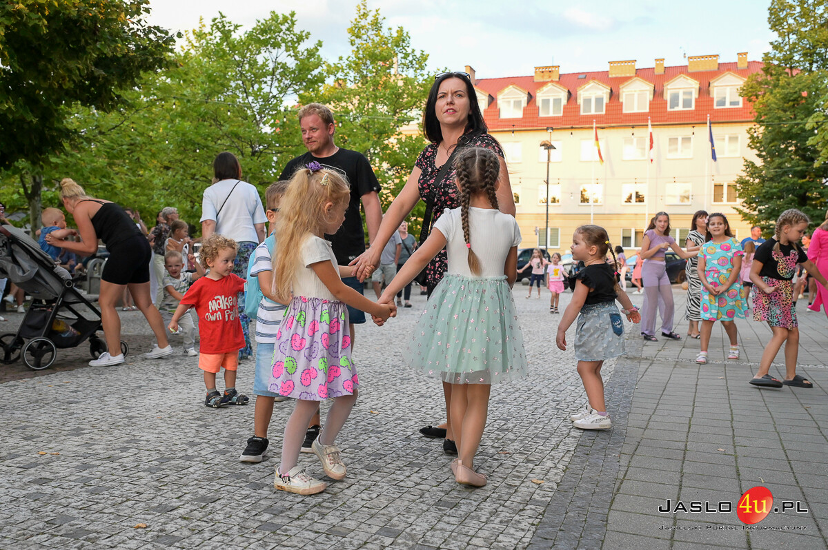 Potańcówka na jasielskim rynku