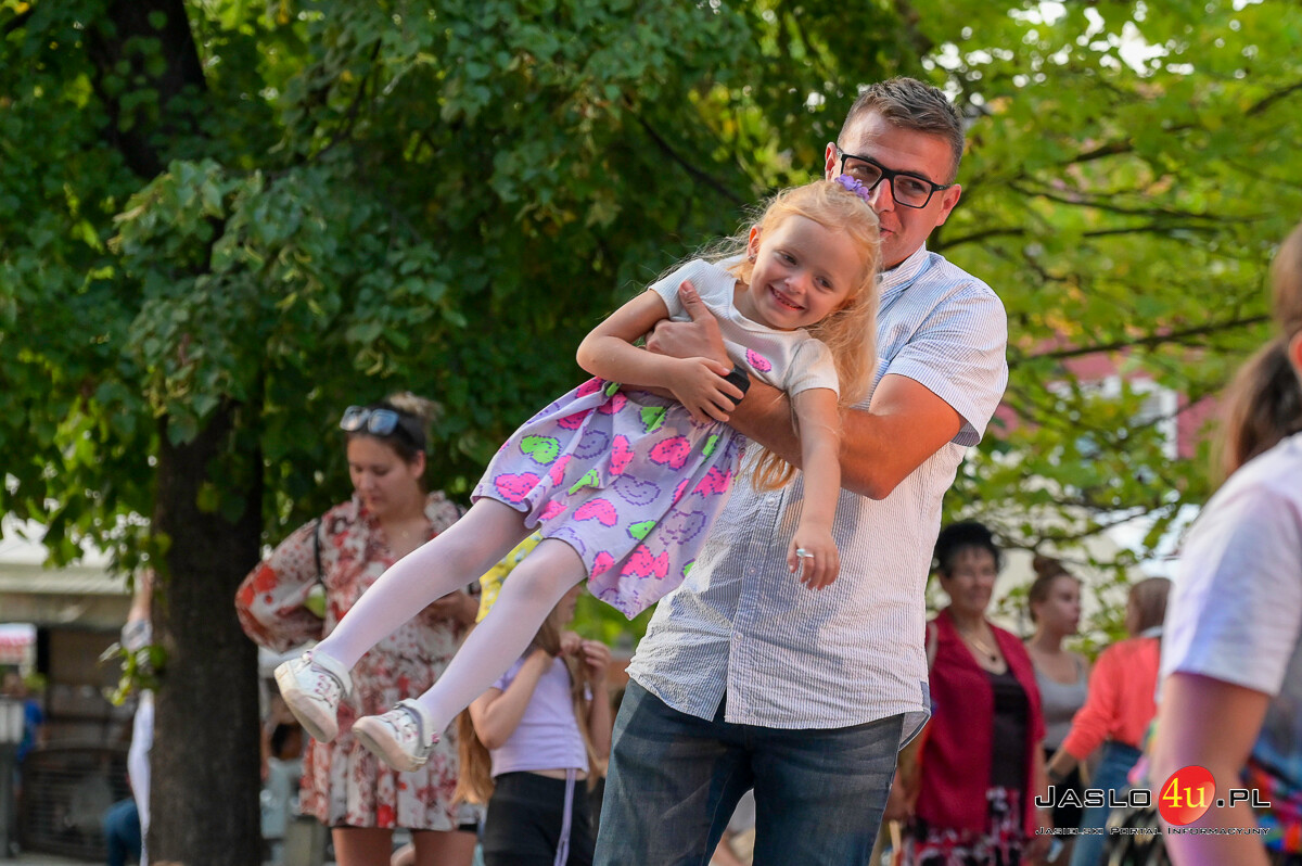 Potańcówka na jasielskim rynku