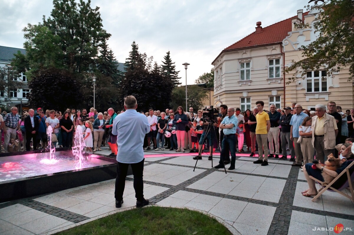 Spotkanie przy kotwicy na Placu Inwalidów w Jaśle