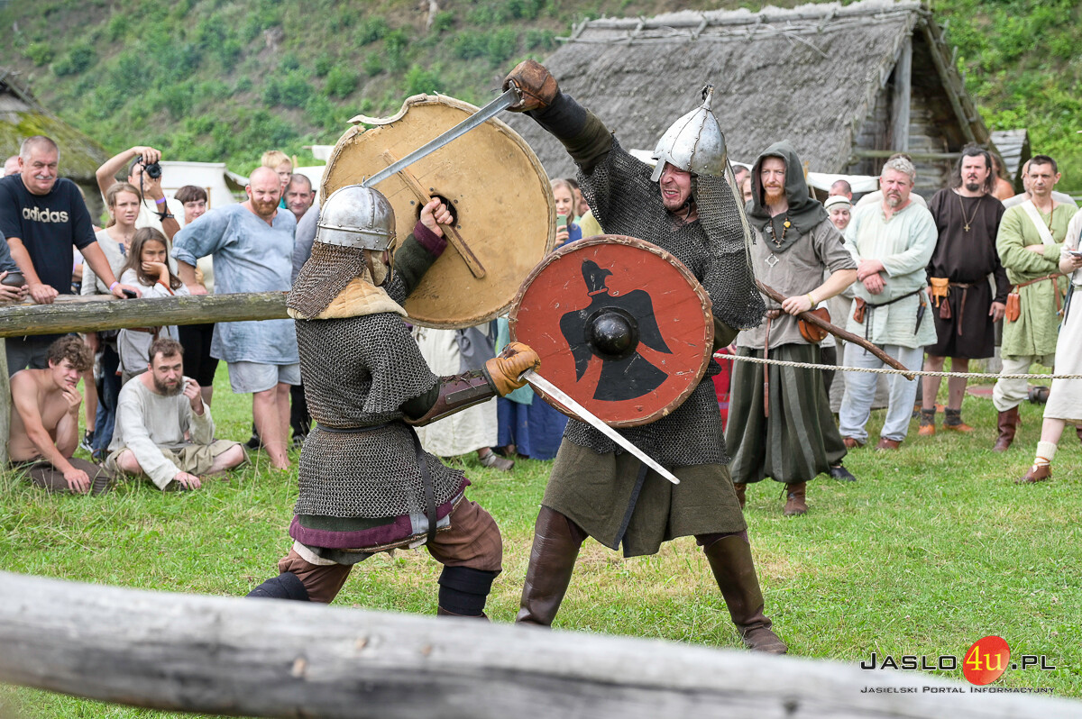 XII. Festiwal Archeologiczny Dwa Oblicza w Karpackiej Troi (niedziela)