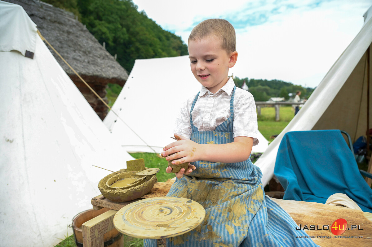 XII. Festiwal Archeologiczny Dwa Oblicza w Karpackiej Troi (niedziela)