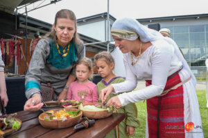 XII. Festiwal Archeologiczny Dwa Oblicza w Karpackiej Troi (niedziela)