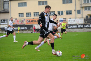 Mecz JKS Czarni 1910 Jasło - JKS Jarosław (1:1)