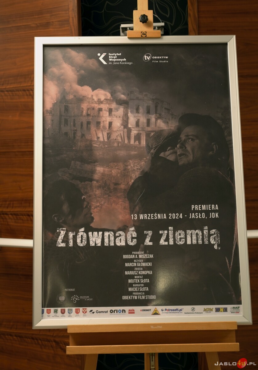 Pokaz filmu pt. "Zrównać z ziemią" w JDK