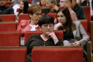 Pokaz filmu pt. "Zrównać z ziemią" w JDK