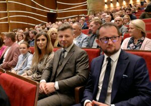Pokaz filmu pt. "Zrównać z ziemią" w JDK