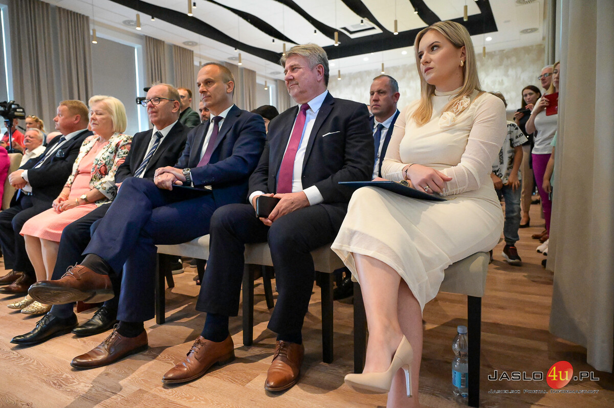 Uroczyste otwarcie Centrum Kulturalno-Sportowego w Dębowcu