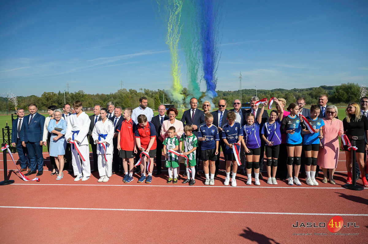 Uroczyste otwarcie Centrum Kulturalno-Sportowego w Dębowcu